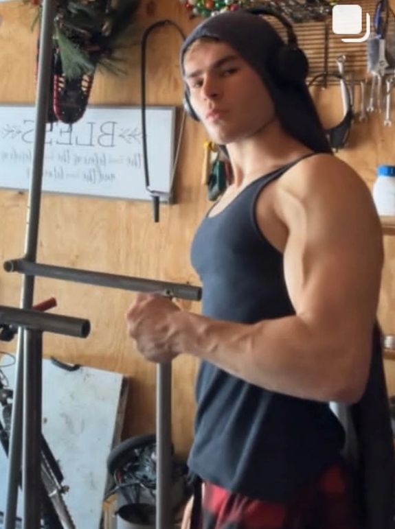 🔥 Joseph Sidl Ultimate Looksmaxing System — Build Masculine Beauty (₨ 499)